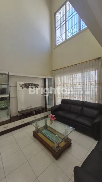 image RUMAH 3 LANTAI SIAP HUNI, LT 288M² DI CITRALAND (6)