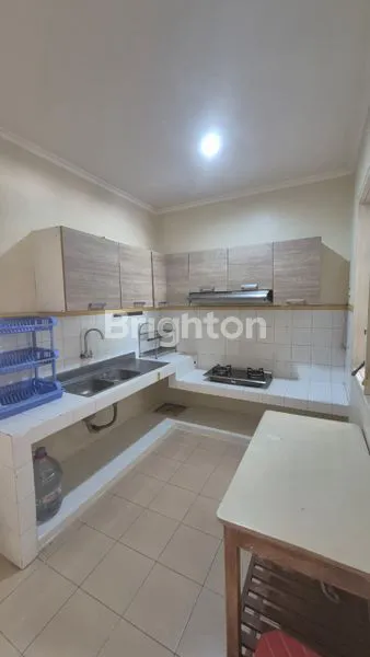 image RUMAH 3 LANTAI SIAP HUNI, LT 288M² DI CITRALAND (4)