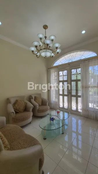 image RUMAH 3 LANTAI SIAP HUNI, LT 288M² DI CITRALAND (8)