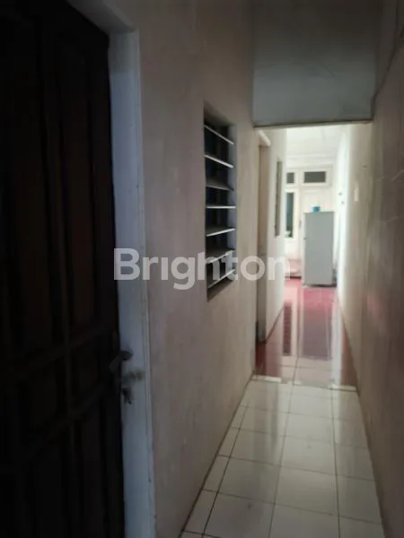 image DIJUAL RUMAH KOST STRATEGIS DI MALANG, DEKAT UB & POLINEMA - HUNIAN DAN INVESTASI YANG MENJANJIKAN (8)