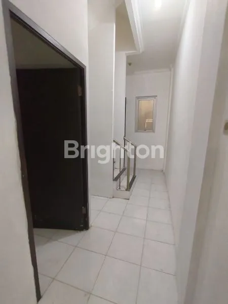 image RUKO SIAP HUNI DI JAKARTA BARAT, LUAS 254M² (2)