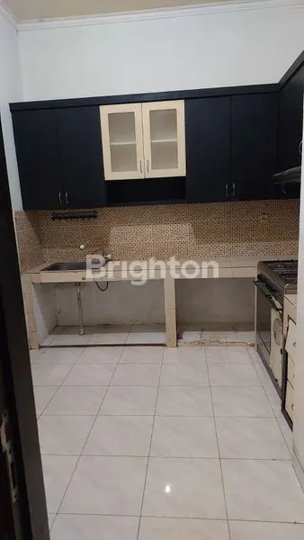 image RUMAH SEMI FURNISH PESONA KHAYANGAN DEPOK JAWA BARAT (5)