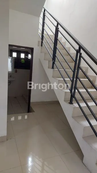 image RUMAH SEMI FURNISH PESONA KHAYANGAN DEPOK JAWA BARAT (2)