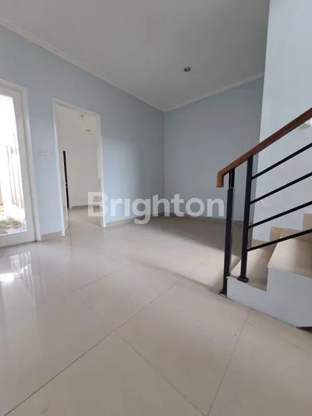 image RUMAH MEWAH 2 LANTAI, LT 138M² DI CLUSTER DEPAN (4)