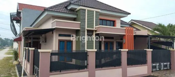 image RUMAH HOOK STRATEGIS DI MARPOYAN DAMAI, SIAP HUNI (2)