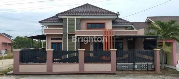 image RUMAH HOOK STRATEGIS DI MARPOYAN DAMAI, SIAP HUNI (1)