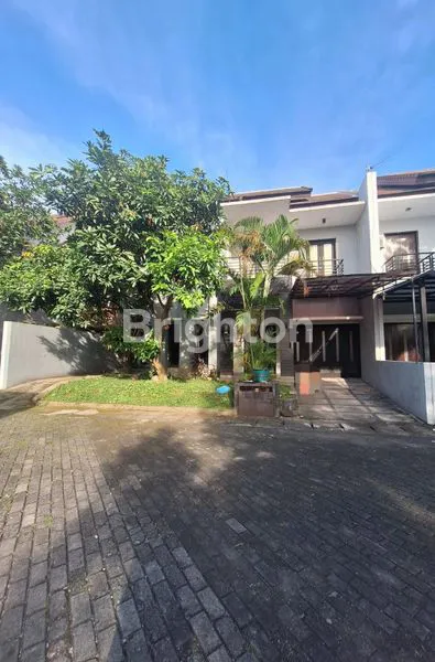 image RUMAH CLUSTER 2 LANTAI DI AREA MANAHAN TENGAH KOTA SOLO, ONE GATE SYSTEM, CCTV & SECURITY 24 JAM (1)