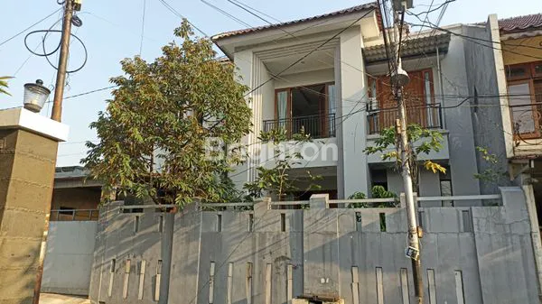 image DIJUAL RUMAH DI KEBAYORAN LAMA JAKARTA SELATAN  (8)
