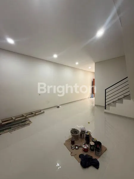 image RUMAH BARU 2 LT DI KAV DKI MERUYA JAKARTA BARAT (4)