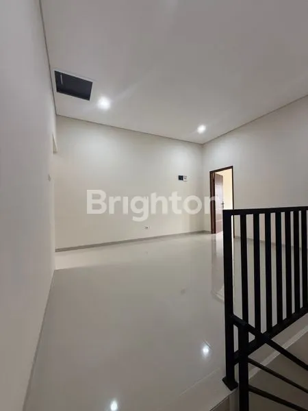 image RUMAH BARU 2 LT DI KAV DKI MERUYA JAKARTA BARAT (7)