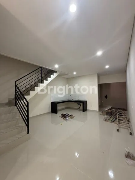 image RUMAH BARU 2 LT DI KAV DKI MERUYA JAKARTA BARAT (2)