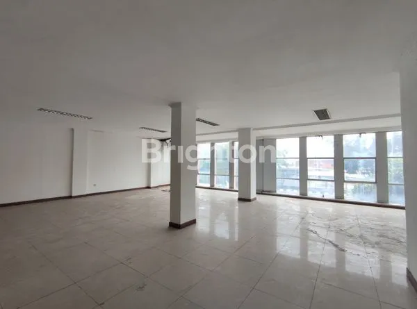 image RUKO GANDENG JALAN PANJANG AREA KOMERSIL DAN PERKANTORAN KEBON JERUK JAKARTA BARAT (6)
