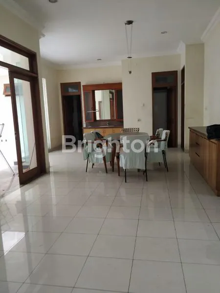 image RUMAH BESAR BEBAS BANJIR KEDOYA PERMAI KEBON JERUK JAKARTA BARAT (3)