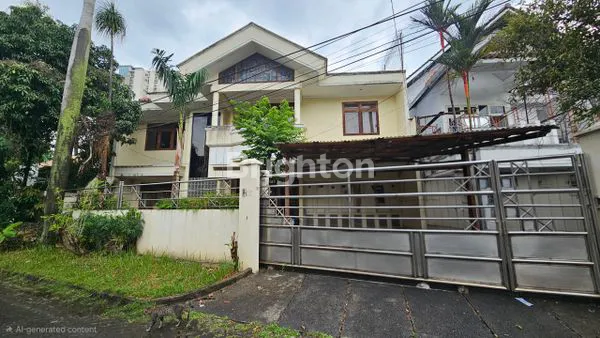 image RUMAH BESAR BEBAS BANJIR KEDOYA PERMAI KEBON JERUK JAKARTA BARAT (1)