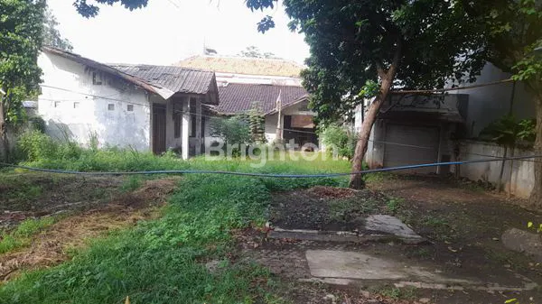 image LOKASI PREMIUM: TANAH LUAS 832M² SHM, AKSES TOL & FASILITAS LENGKAP (5)