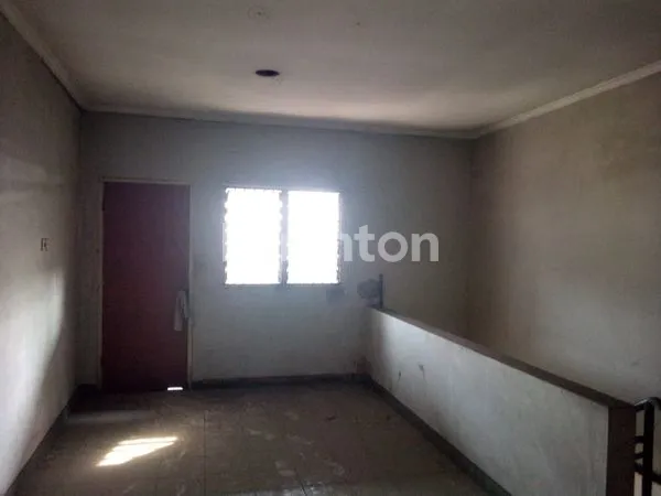 image RUKO GANDENG 3 UNIT ,3 LANTAI,RAYA SERANG KM 14,8 (6)