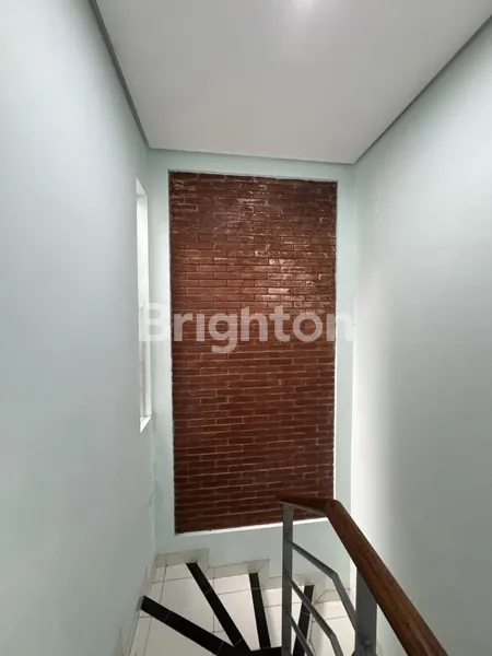 image DIJUAL RUMAH GREEN SERPONG BINTARO (6)