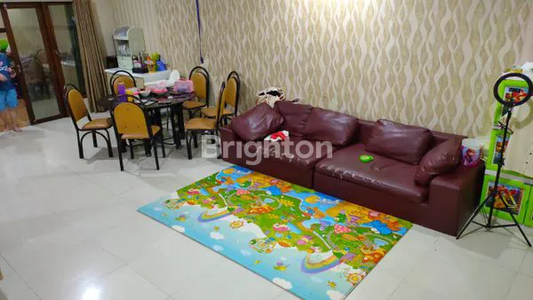 RUMAH MEWAH 2 LANTAI DI PURI GARDENA, LT 132M²