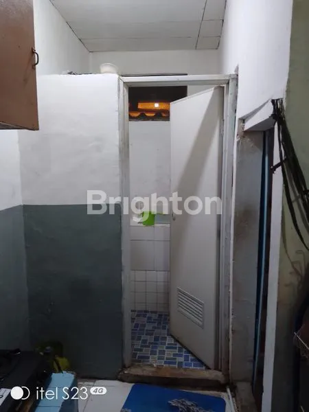 image RUMAH SANGAT MURAH STRATEGIS TENGAH KOTA JAKARTA PUSAT (8)