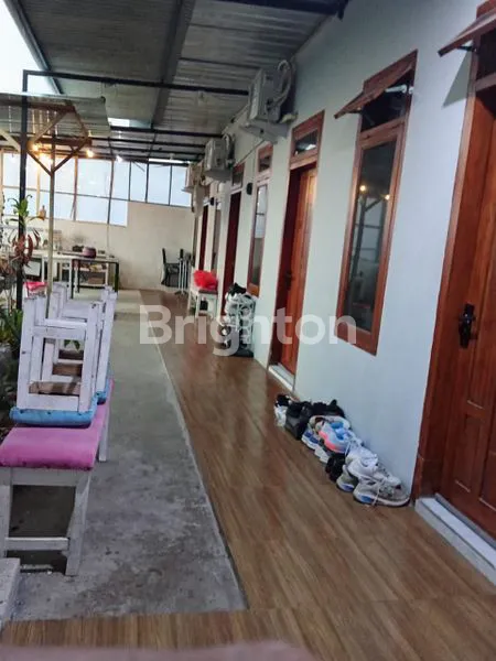 image DIJUAL RUMAH KOS FURNISHED AKTIF 20 KAMAR SIAP HUNI KAMAR MANDI DALAM MASING MASING AREA KEPANJEN STRATEGIS DEKAT AREA KOMERSIAL DAN SELANGKAH KE AREA INDUSTRIAL KABUPATEN MALANG  (2)