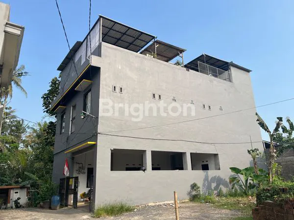 image DIJUAL RUMAH KOS FURNISHED AKTIF 20 KAMAR SIAP HUNI KAMAR MANDI DALAM MASING MASING AREA KEPANJEN STRATEGIS DEKAT AREA KOMERSIAL DAN SELANGKAH KE AREA INDUSTRIAL KABUPATEN MALANG  (5)