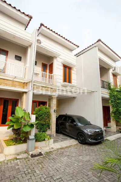 image RUMAH 2 LANTAI, 3 KT DI CLUSTER KEBAGUSAN (1)