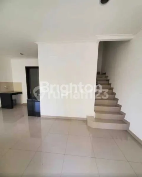 image DIJUAL RUMAH PIK 2 (2)