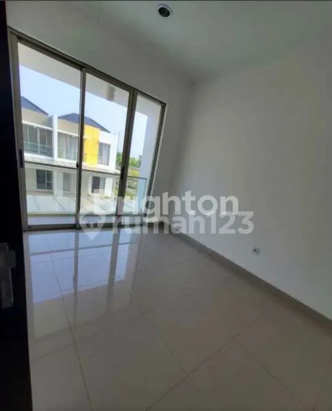 image DIJUAL RUMAH PIK 2 (7)