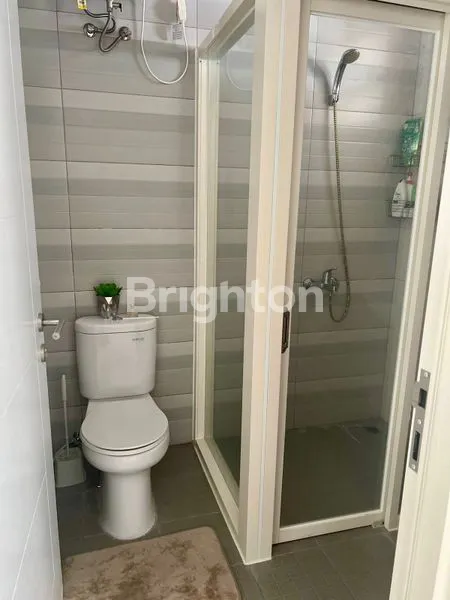 image RUMAH MEWAH 2 LANTAI FULL FURNISH DEKAT PANTAI BATAKAN (6)