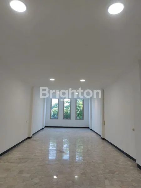 image  RUKO SUPER STRATEGIS RAYA GUBENG (4)