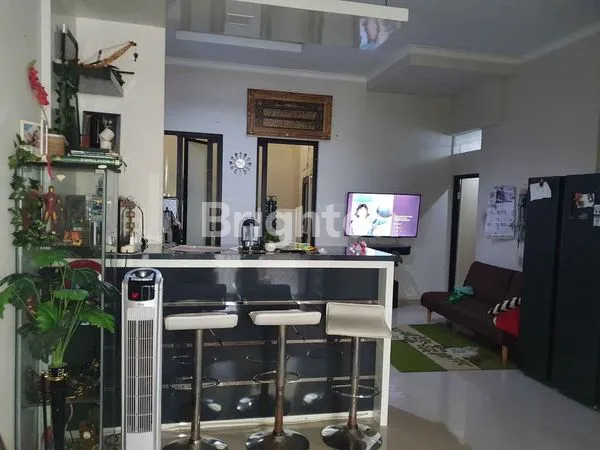 image RUMAH RUNGKUT SIAP HUNI TERAWAT STRATEGIS DEKAT UPN (3)