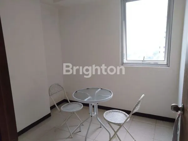 image APARTEMENT MAPLE PARK. 3 BEDS ROOM. MURAH. KEMAYORAN. JAKARTA KOTA (8)