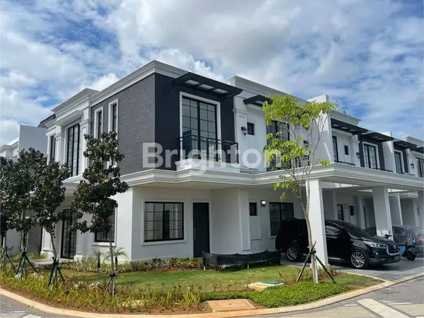 image RUMAH VILLA PASIR PUTIH PIK 2 (1)