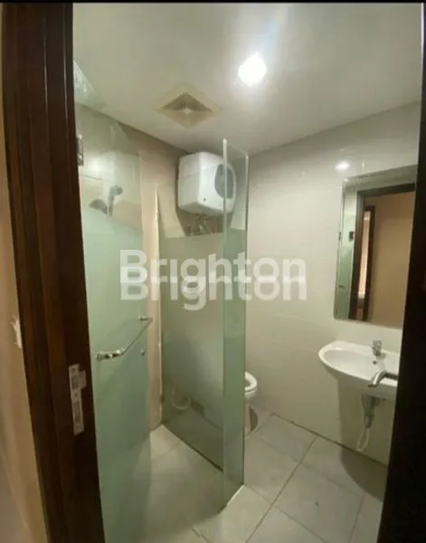 image DISEWAKAN  PERTAHUN APARTMENT . MURAH 3.BR +1. BORNEO BAY BALIKPAPAN (6)