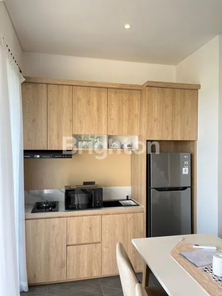 image RUMAH MEWAH 3 LANTAI DI THAMRIN GOBAH, SHM (6)