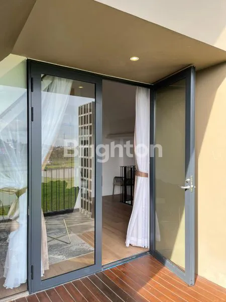 image RUMAH MEWAH 3 LANTAI DI THAMRIN GOBAH, SHM (7)