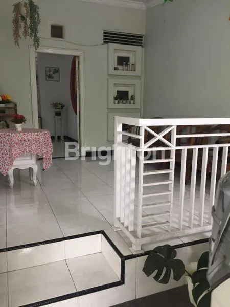image DIJUAL CEPAT! RUMAH 2 LANTAI SIAP HUNI, LT LUAS DI SAMARINDA (6)