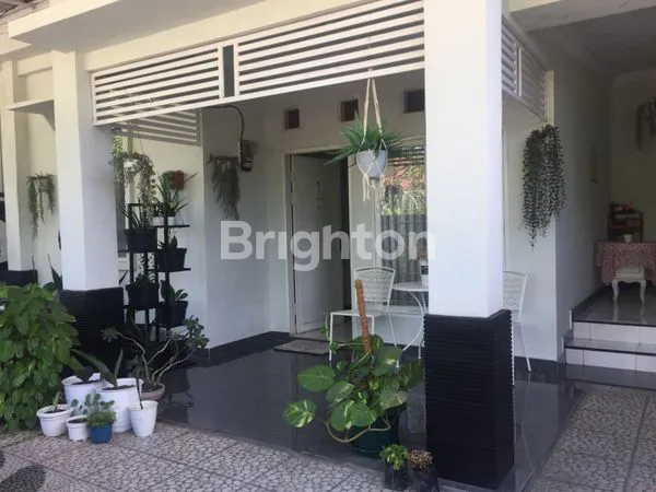 image DIJUAL CEPAT! RUMAH 2 LANTAI SIAP HUNI, LT LUAS DI SAMARINDA (4)