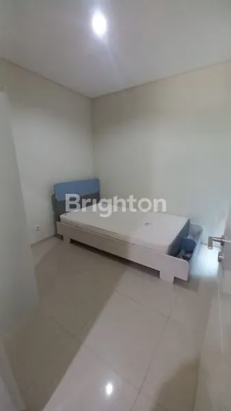 image HUNIAN NYAMAN FURNISH DI NORTHWEST LAKE (2)