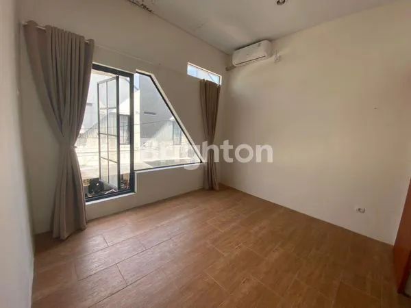 image RUMAH MURAH SIAP HUNI LOKASI STRATEGIS PANCORAN MAS DEPOK (3)