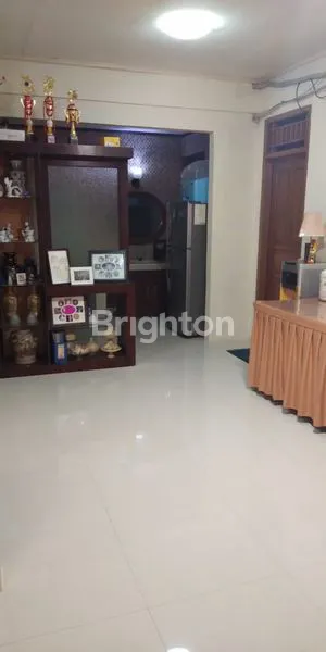 image RUMAH 2 LANTAI NYAMAN DI PESANGGRAHAN (2)