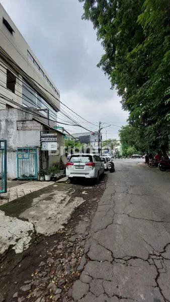 image RUMAH 1 LANTAI DI NGAGEL TAMA SURABAYA (3)