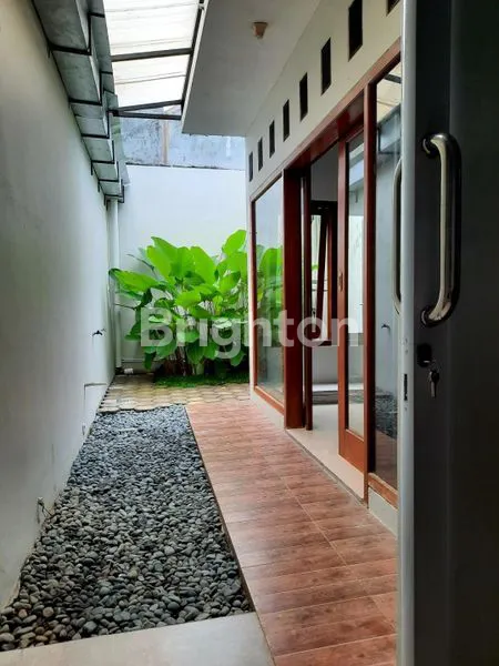 image PAULAN, COLOMADU, KARANGANYAR, RUMAH MINIMALIS MODERN, AREA PERUMAHAN, DENGAN NUANSA TENANG DAN NYAMAN (6)