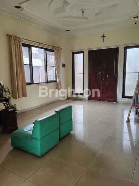 image HUNIAN LUAS DI JELAMBAR, 3 KT & SHM, IDEAL USAHA (7)