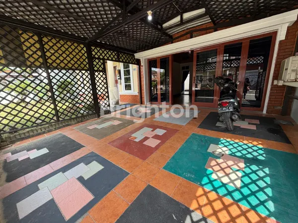 image SEWA RUMAH MEWAH DI LINGKUNGAN ELITE BALIKPAPAN BARU  (2)