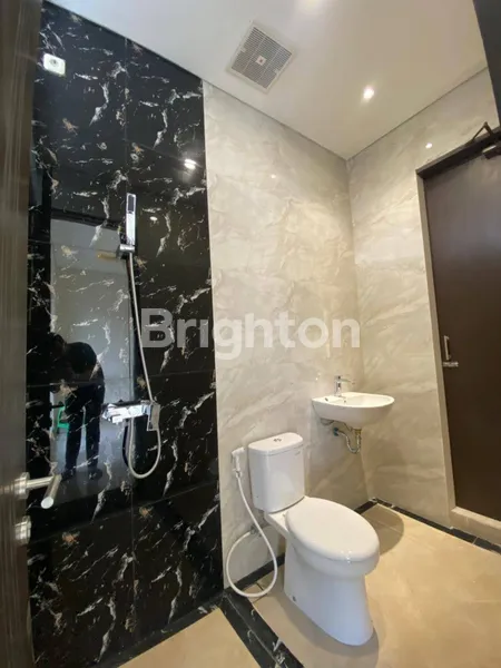 image RUMAH MODERN TROPIS DI INTERNATIONAL VILLAGE, CITRALAND UTAMA (2)