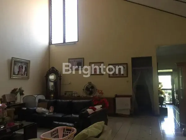 image RUMAH MANYAR REJO, LOKASI STRATEGIS PUSAT KOTA, DINGIN HADAP SELATAN, DEKAT PUSAT PERBELANJAAN PERKANTORAN TEMPAT IBADAH  (4)