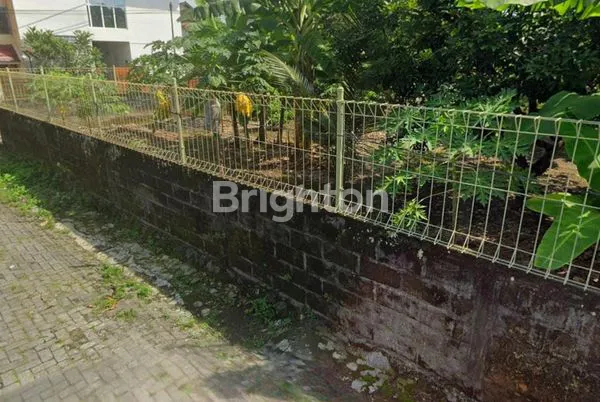 DIJUAL TANAH KOSONG PREMIUM  SIAP BANGUN SEBERANG HOTEL LAFAYETTE CONDONGCATUR DEPOK SLEMAN YOGYAKARTA