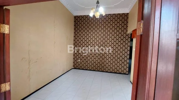 image RUMAH SECOND PENJARINGAN ASRI SIAP HUNI, DEKAT GRAHA YKP, DEKAT KE MERR  (2)