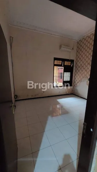 image RUMAH SECOND PENJARINGAN ASRI SIAP HUNI, DEKAT GRAHA YKP, DEKAT KE MERR  (4)